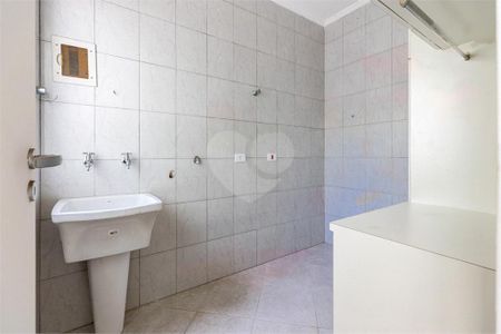 Casa à venda com 170m², 3 quartos e 4 vagas
