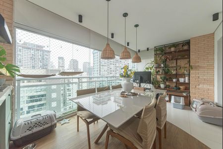 Apartamento à venda com 93m², 3 quartos e 2 vagas Apartamento à venda com 93m², 3 quartos e 2 vagasVaranda