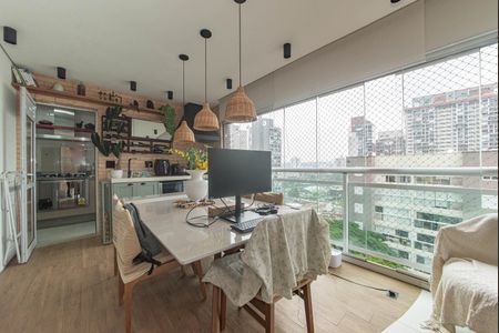 Varanda de apartamento à venda com 3 quartos, 93m² em Jardim das Acacias, São Paulo