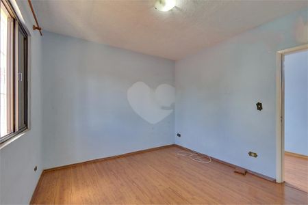 Casa à venda com 3 quartos, 160m² em Jardim Sabara, São Paulo