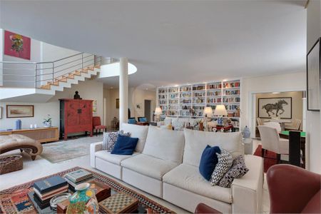 Casa à venda com 4 quartos, 900m² em Santo Amaro, São Paulo