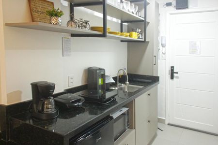 Cozinha de kitnet/studio para alugar com 1 quarto, 25m² em José Menino, Santos