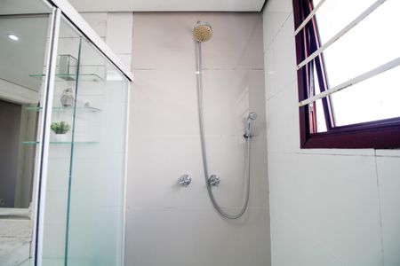 Apartamento à venda com 334m², 4 quartos e 4 vagasQuarto 2 - Suite 2 - Banheiro 2