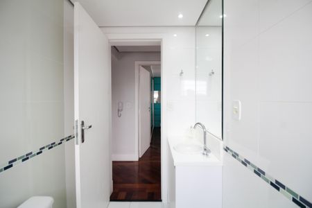 Apartamento à venda com 334m², 4 quartos e 4 vagasBanheiro 3