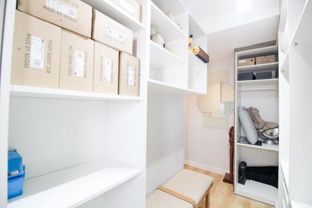 Apartamento à venda com 334m², 4 quartos e 4 vagasQuarto 2 - Suite 2