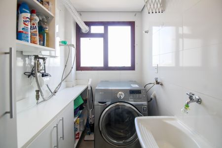 Apartamento à venda com 334m², 4 quartos e 4 vagasÁrea de Serviço