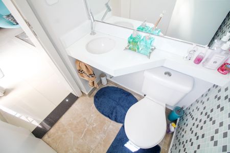 Apartamento à venda com 334m², 4 quartos e 4 vagasBanheiro 5 - Lavabo