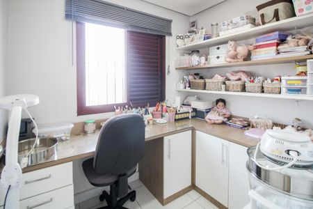 Apartamento à venda com 334m², 4 quartos e 4 vagasQuarto 5