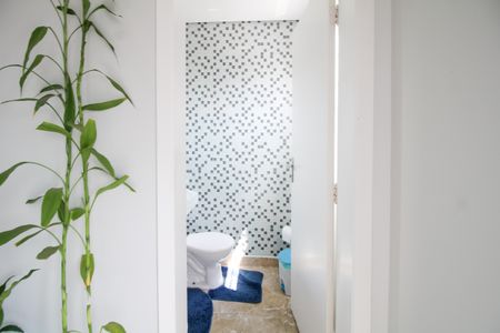 Apartamento à venda com 334m², 4 quartos e 4 vagasBanheiro 5 - Lavabo