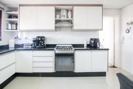 Apartamento à venda com 334m², 4 quartos e 4 vagasCozinha