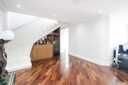 Apartamento à venda com 334m², 4 quartos e 4 vagas Sala 2 - Hall - Acesso ao piso superior