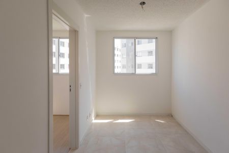 Sala de apartamento para alugar com 2 quartos, 34m² em Usina Piratininga, São Paulo