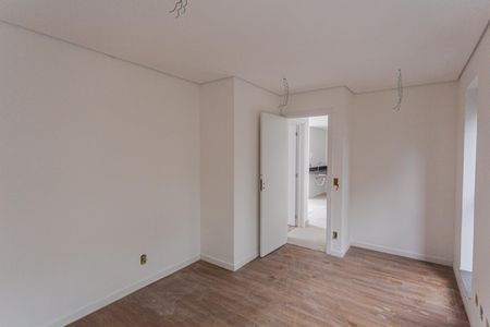 Apartamento à venda com 76m², 2 quartos e 2 vagasSuíte 1