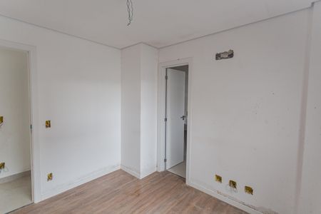 Apartamento à venda com 76m², 2 quartos e 2 vagasSuíte 2