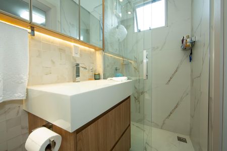 Apartamento à venda com 62m², 2 quartos e 2 vagas Apartamento à venda com 62m², 2 quartos e 2 vagasBANHEIRO1