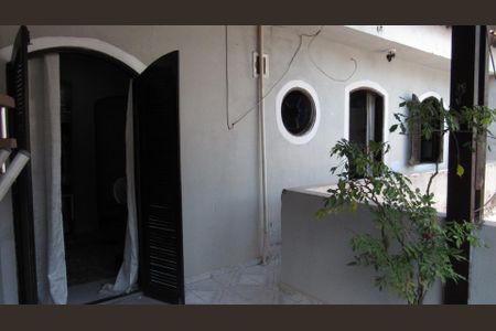 Casa à venda com 100m², 3 quartos e 1 vagaVaranda