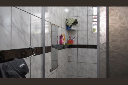 Casa à venda com 100m², 3 quartos e 1 vagaBanheiro 2