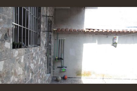 Casa para alugar com 100m², 3 quartos e 1 vagaÁrea externa - Área de Serviço