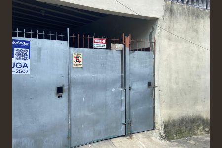 Casa para alugar com 100m², 3 quartos e 1 vaga Casa para alugar com 100m², 3 quartos e 1 vagaFachada