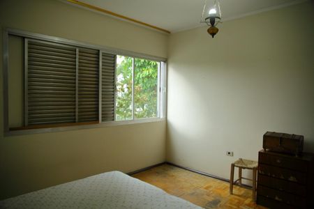 Casa à venda com 600m², 5 quartos e 6 vagasQuarto 4