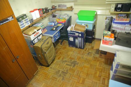 Casa à venda com 600m², 5 quartos e 6 vagasEscritório