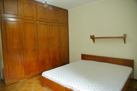 Casa à venda com 600m², 5 quartos e 6 vagasQuarto 4