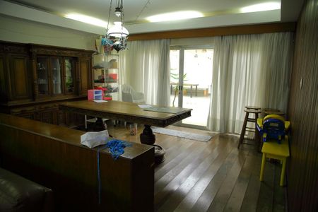 Casa à venda com 600m², 5 quartos e 6 vagasSala de Jantar