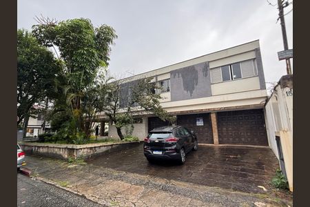 Casa à venda com 600m², 5 quartos e 6 vagasFachada
