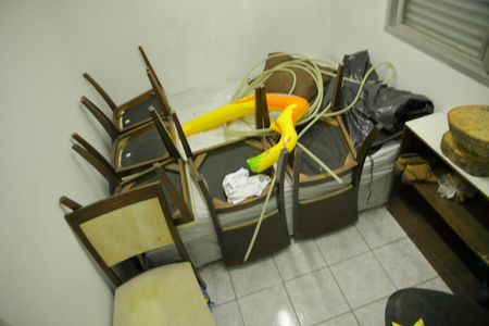 Casa à venda com 600m², 5 quartos e 6 vagasQuarto de Serviço