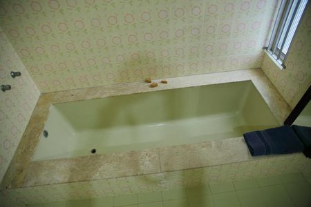 Casa à venda com 600m², 5 quartos e 6 vagasBanheiro Social