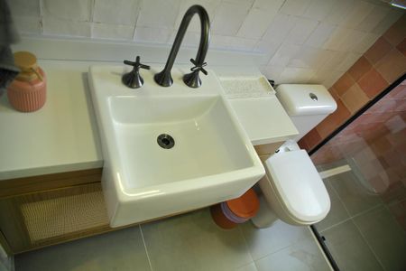 Apartamento à venda com 94m², 3 quartos e 2 vagasBanheiro da Suíte 