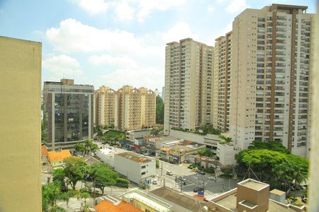 Apartamento à venda com 94m², 3 quartos e 2 vagasQuarto 2 - Vista 