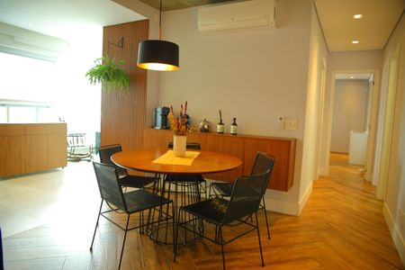 Apartamento à venda com 94m², 3 quartos e 2 vagasSala