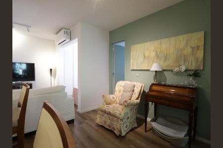 Apartamento à venda com 61m², 2 quartos e 1 vagaSala