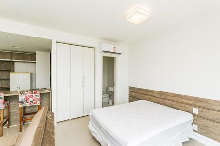 Quarto 1 de kitnet/studio para alugar com 1 quarto, 38m² em Praia de Belas, Porto Alegre