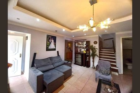 Casa de condomínio para alugar com 270m², 4 quartos e 2 vagas Casa de condomínio para alugar com 270m², 4 quartos e 2 vagasSala 1