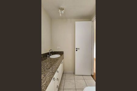 Apartamento à venda com 132m², 3 quartos e 2 vagas Apartamento à venda com 132m², 3 quartos e 2 vagasBanheiro