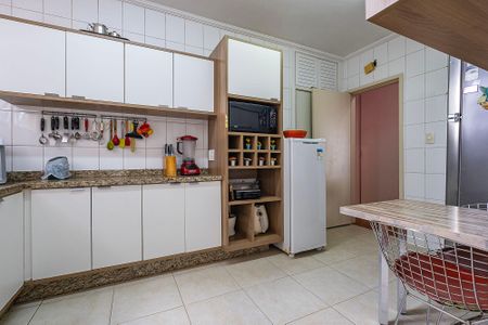 Apartamento à venda com 120m², 3 quartos e 1 vagaCozinha
