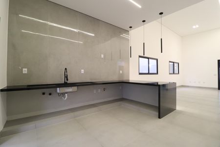 Casa para alugar com 215m², 3 quartos e 2 vagasCozinha