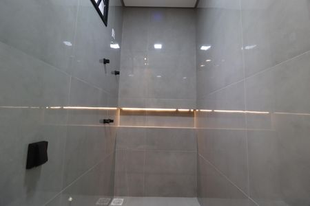 Casa para alugar com 215m², 3 quartos e 2 vagasBanheiro Social