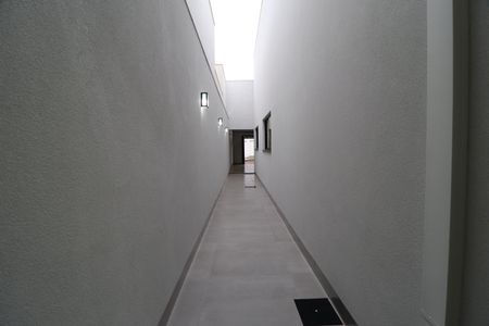 Casa para alugar com 215m², 3 quartos e 2 vagasCorredor