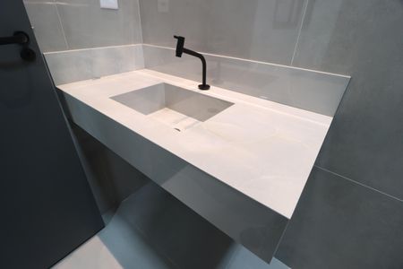 Casa para alugar com 215m², 3 quartos e 2 vagasBanheiro do Quarto 1