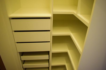Casa de condomínio para alugar com 165m², 4 quartos e 4 vagasCloset da suíte 3