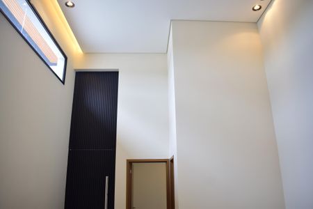 Casa de condomínio para alugar com 165m², 4 quartos e 4 vagasSala