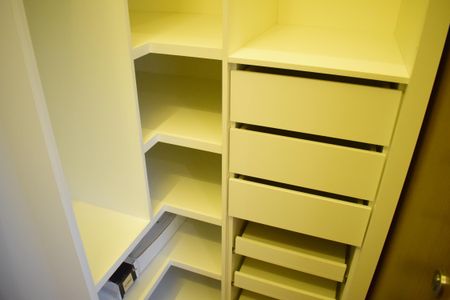 Casa de condomínio para alugar com 165m², 4 quartos e 4 vagasCloset da suíte 3