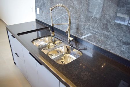 Casa de condomínio para alugar com 165m², 4 quartos e 4 vagasCozinha - Torneira
