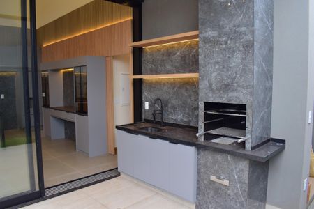 Casa de condomínio para alugar com 165m², 4 quartos e 4 vagasVaranda gourmet