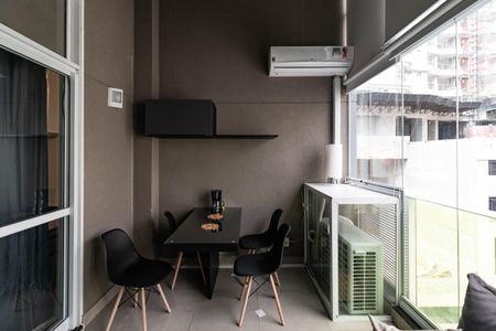 Studio para alugar com 38m², 1 quarto e 1 vagaVaranda