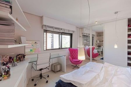 Apartamento para alugar com 250m², 3 quartos e 4 vagasQuarto 1