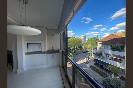 Apartamento para alugar com 125m², 3 quartos e 1 vagaVaranda